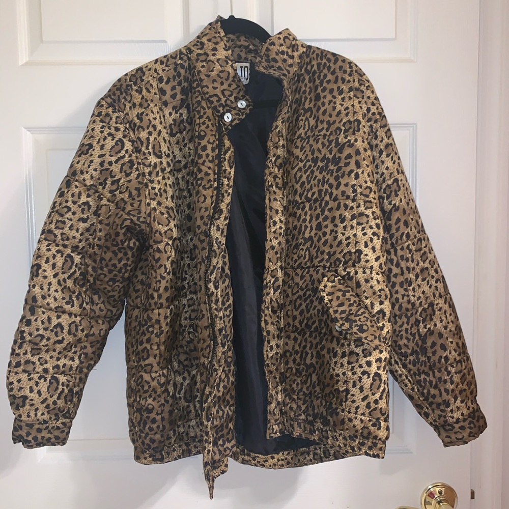 Cheetah puffer jacket